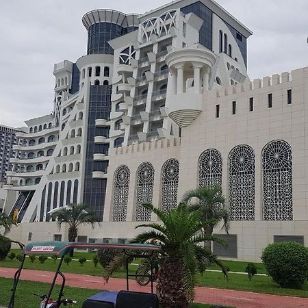 Orbi City Ap.2252 Batoumi Extérieur photo